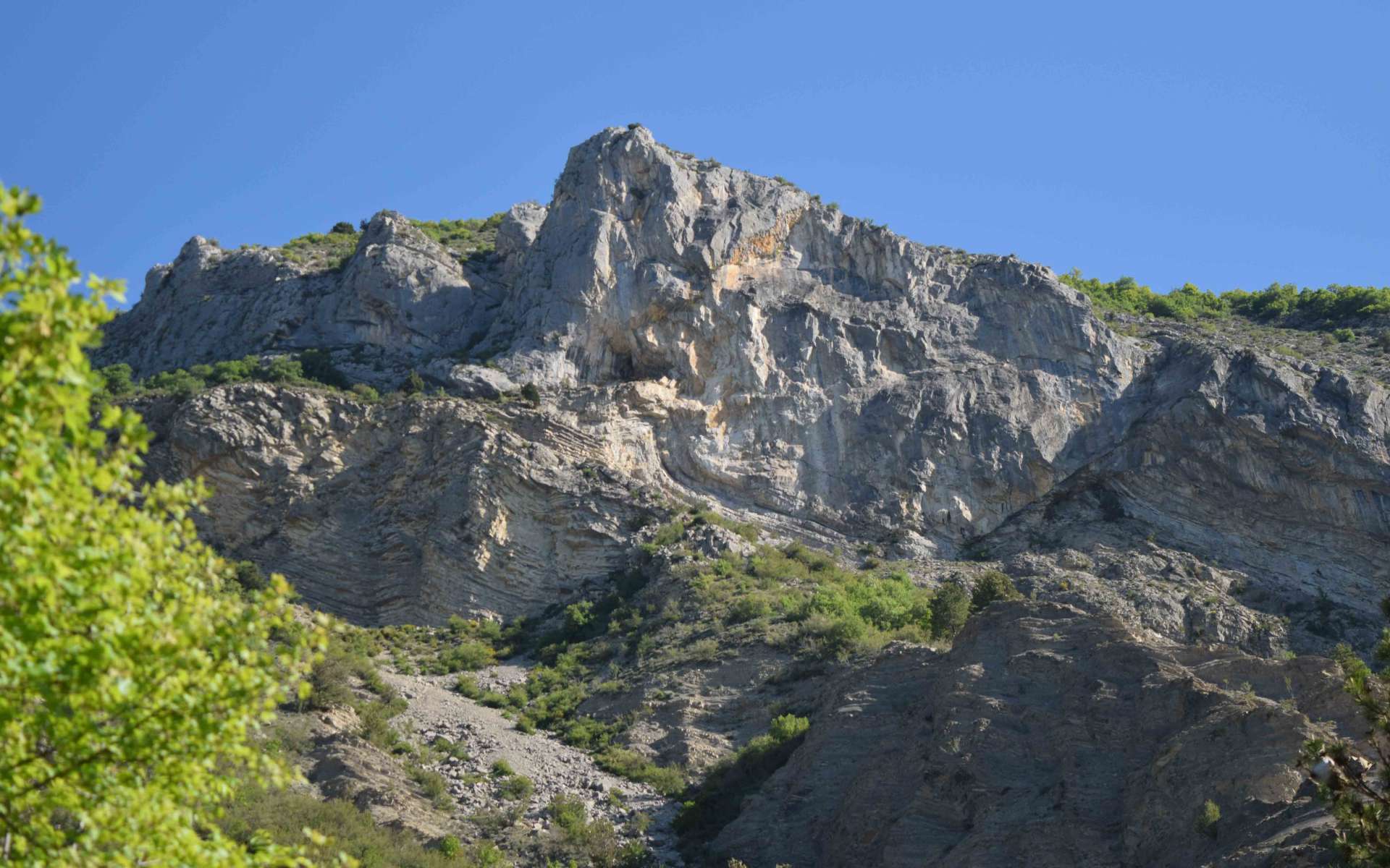 Calcaire datée du Jurassique - St Génis (Crédits : Sabine Meneut)
