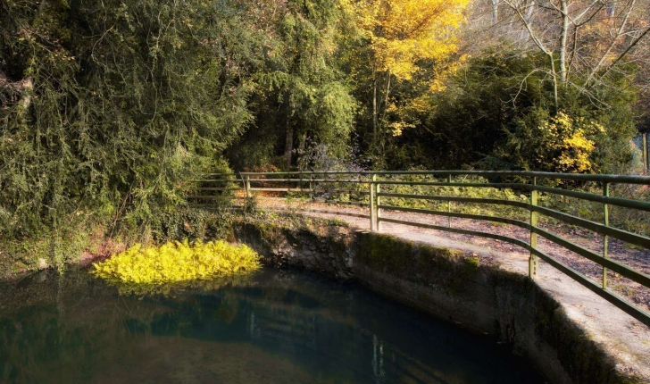 Parc des grottes d'Azé